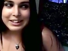 Brunette cam HD video.